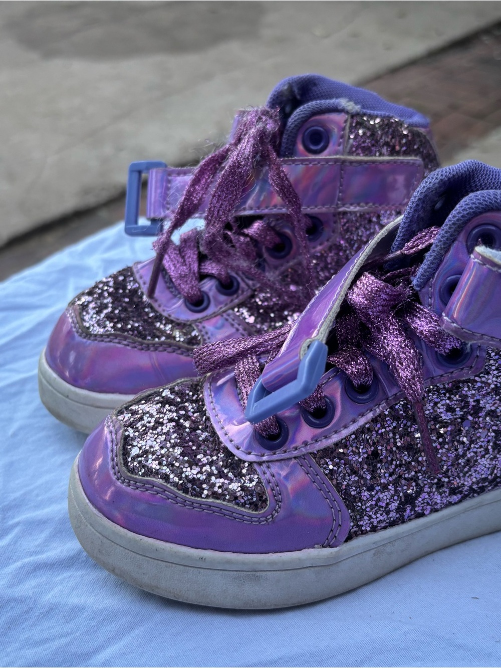 Kids Purple Glitter High-Top Sneakers